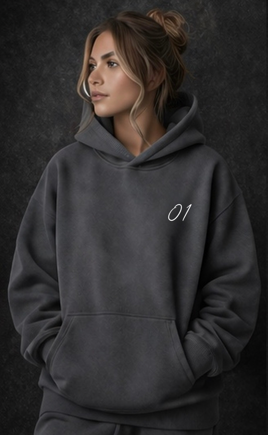 01 Signature Oversized Hoodie