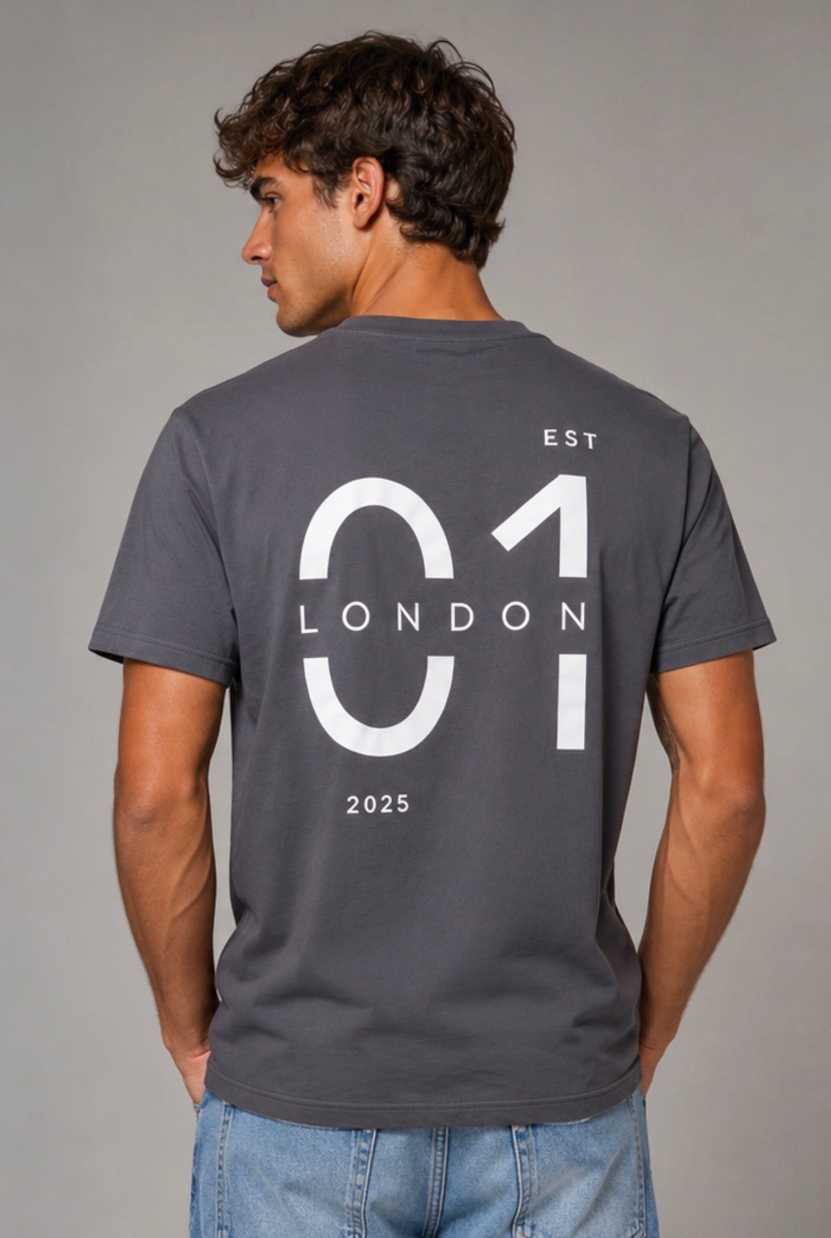 01 Signature Tee
